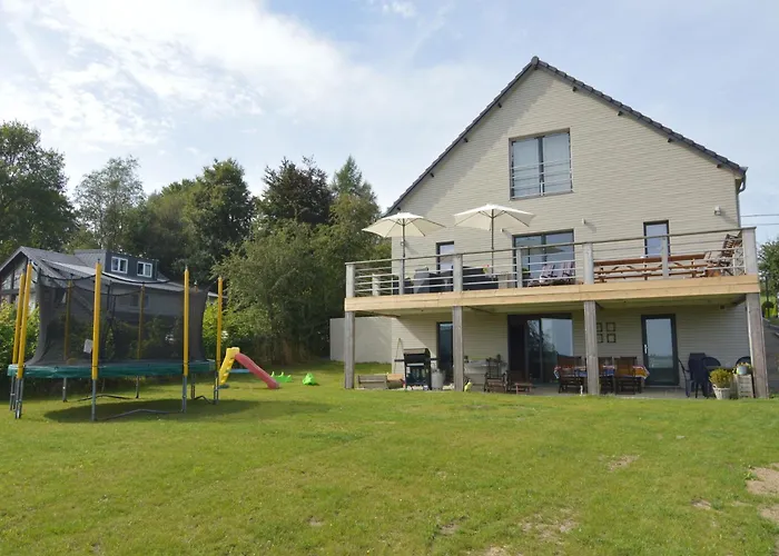 With Spa-francorchamps F1 Circuit *