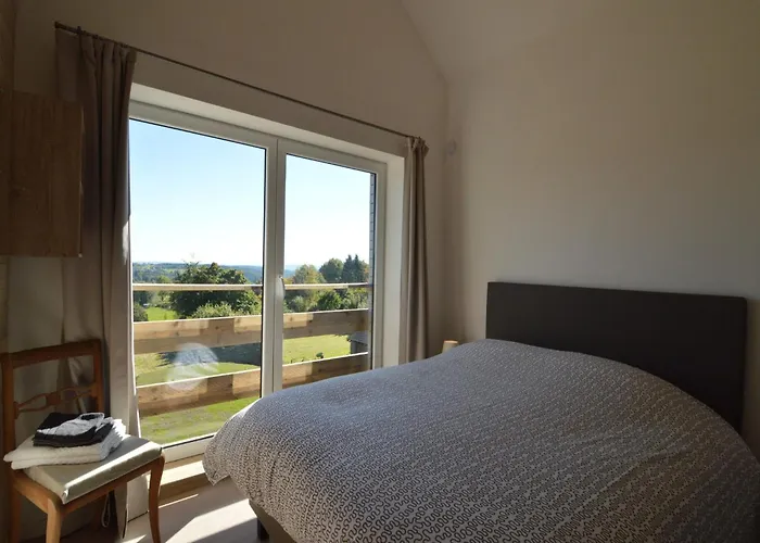 With Spa-francorchamps F1 Circuit